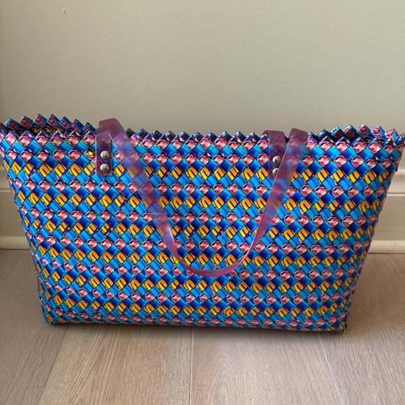 Ecoist Candy Wrapper large Tote/Beach Bag - Picture 5 of 5